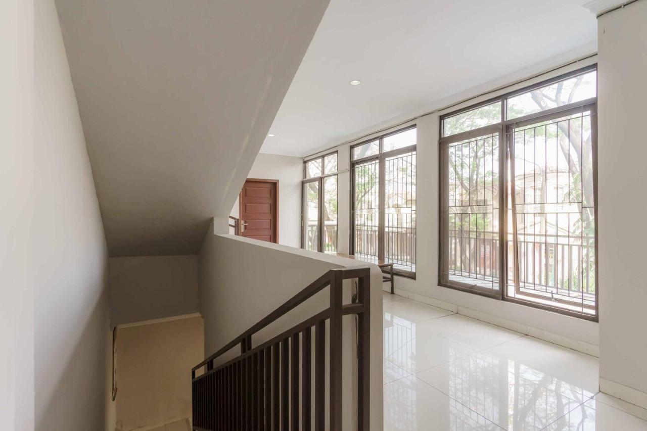 Koolkost Syariah At Taman Simprug Cikarang Hotell Bekasi Exteriör bild