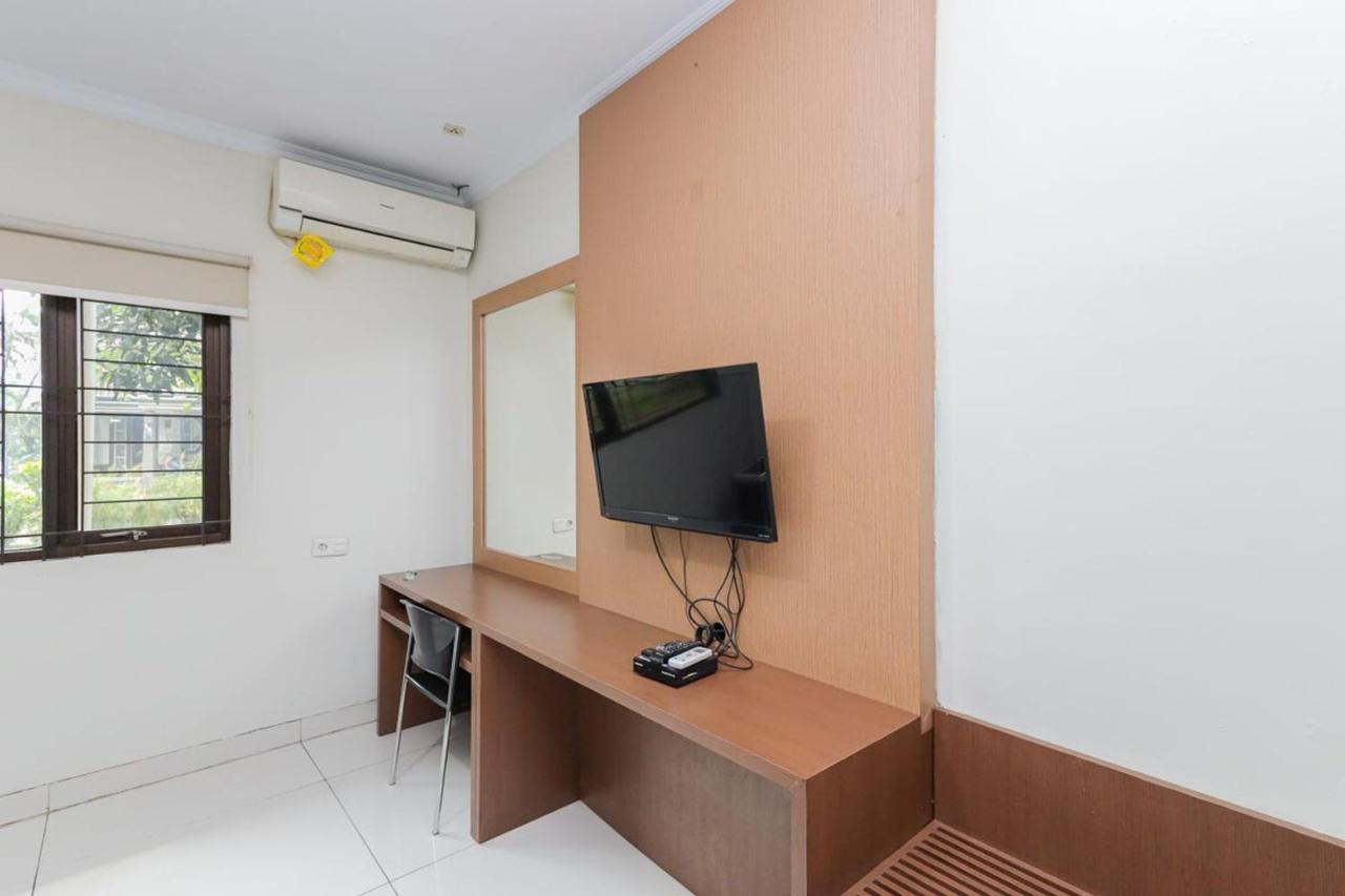 Koolkost Syariah At Taman Simprug Cikarang Hotell Bekasi Exteriör bild