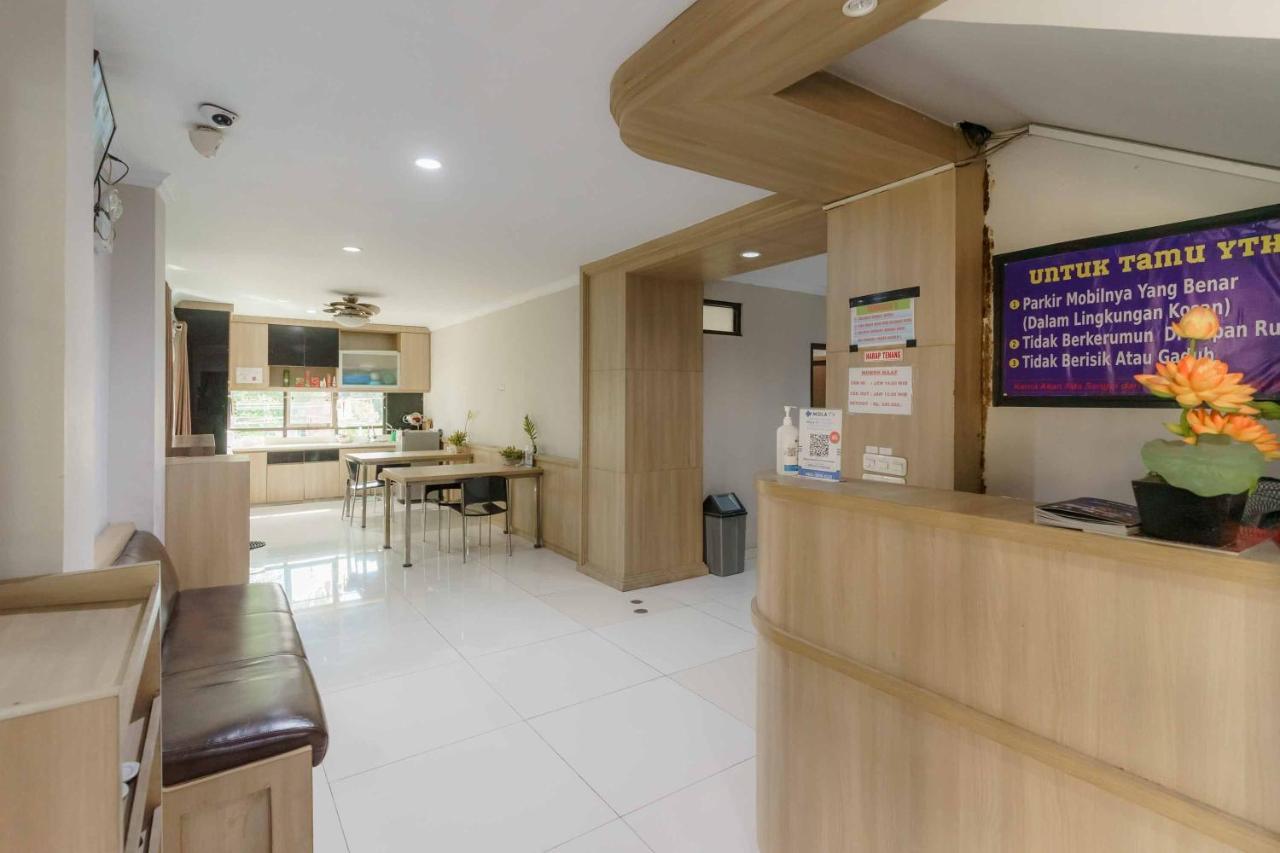 Koolkost Syariah At Taman Simprug Cikarang Hotell Bekasi Exteriör bild